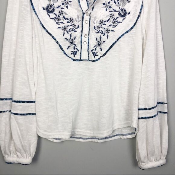 FREE PEOPLE | Sundance Kid White Blue Embroidered Henley Top Women’s Size Small - Picture 7 of 13